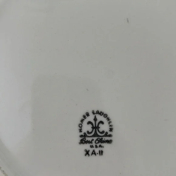 Vintage Homer Laughlin Plates - Picture 3 of 4